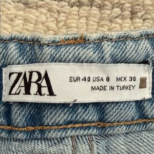 Zara Women's Light Blue Denim Jeans